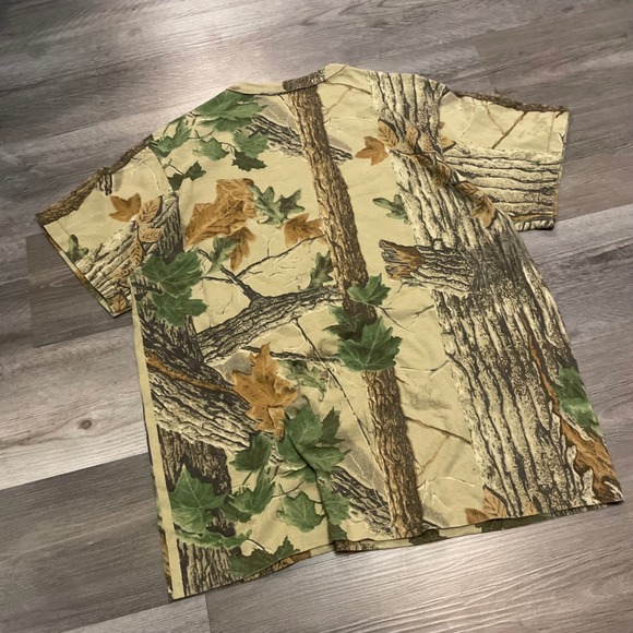 Vintage Realtree Camo T Shirt Mens XL Made in USA Cotton Pocket Tee Hunting Oak - Picture 4 of 5